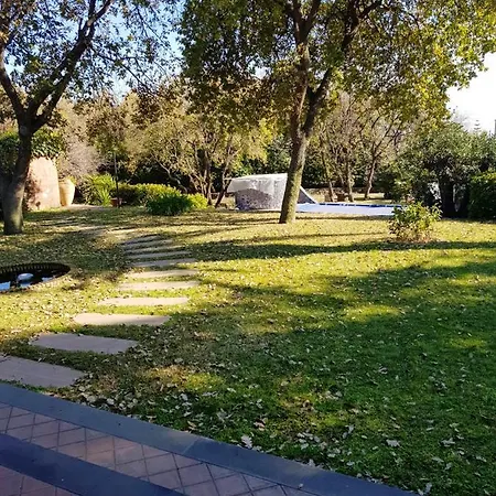Charming - - 40 M² - Pool & Garden