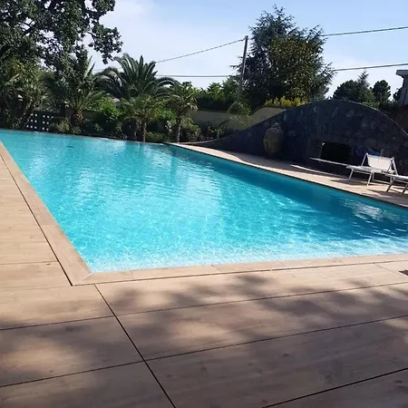 Apartment Charming - - 40 M² - Pool & Garden *